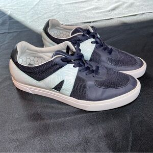 Dolce Vita Women’s Sneakers- Navy blue/white & light blue